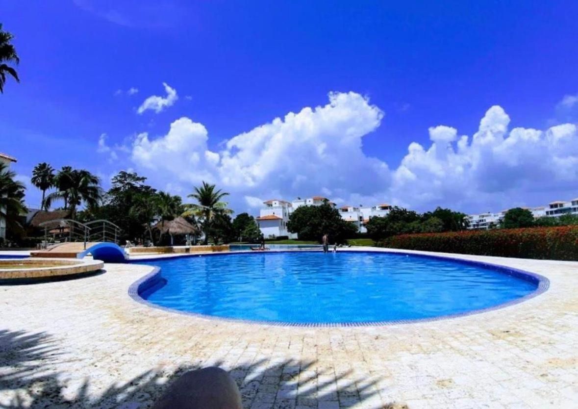 Laguna Club 