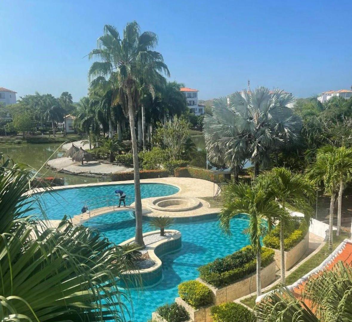 Laguna Club 