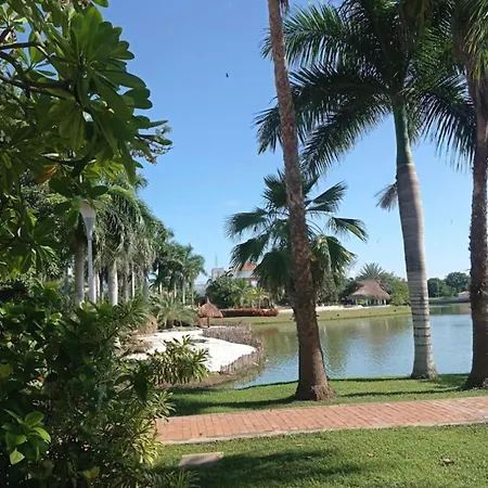 Laguna Club 