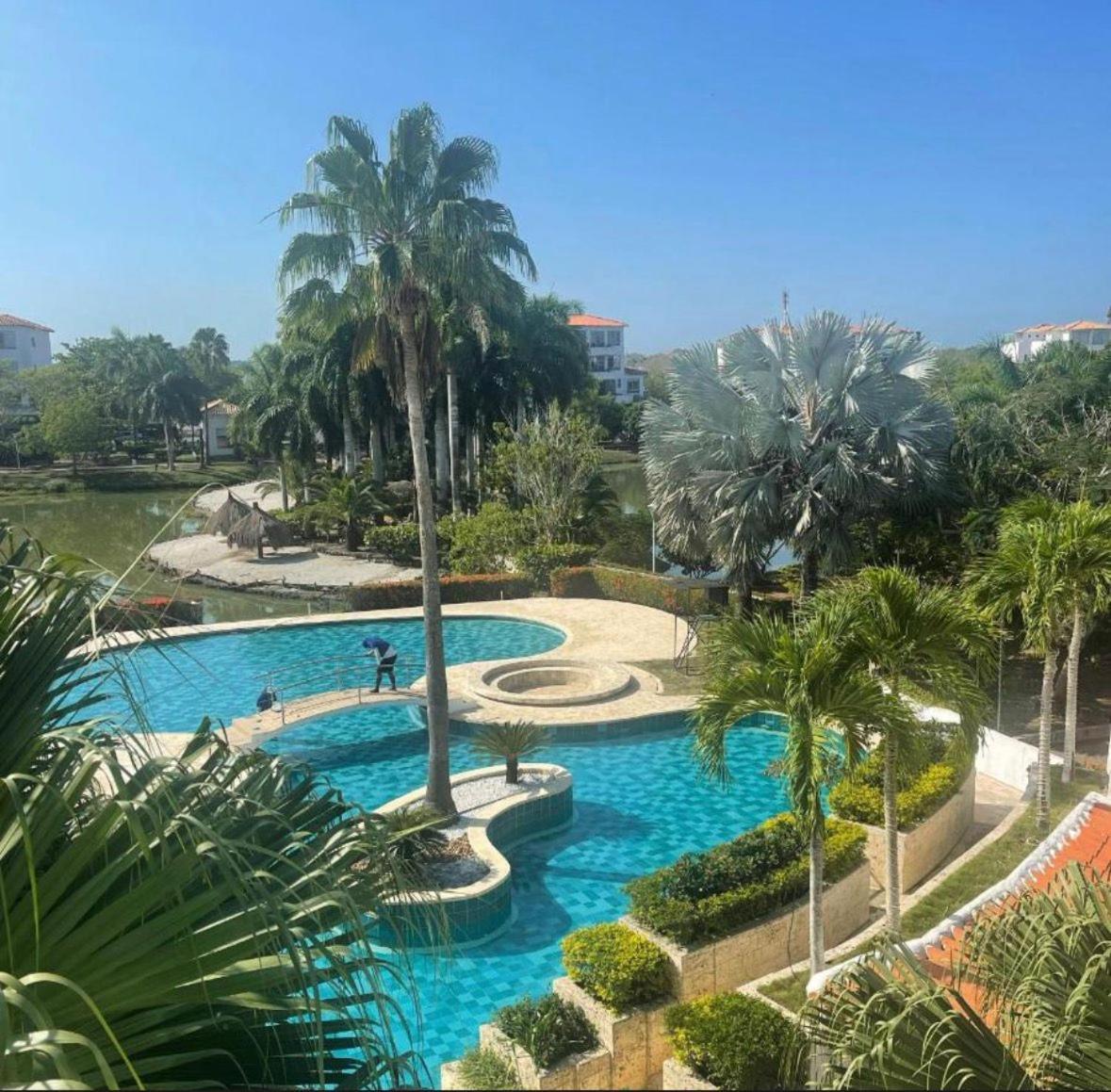 Laguna Club 